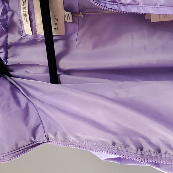 Puffer Jacket - Picture 5 of 6